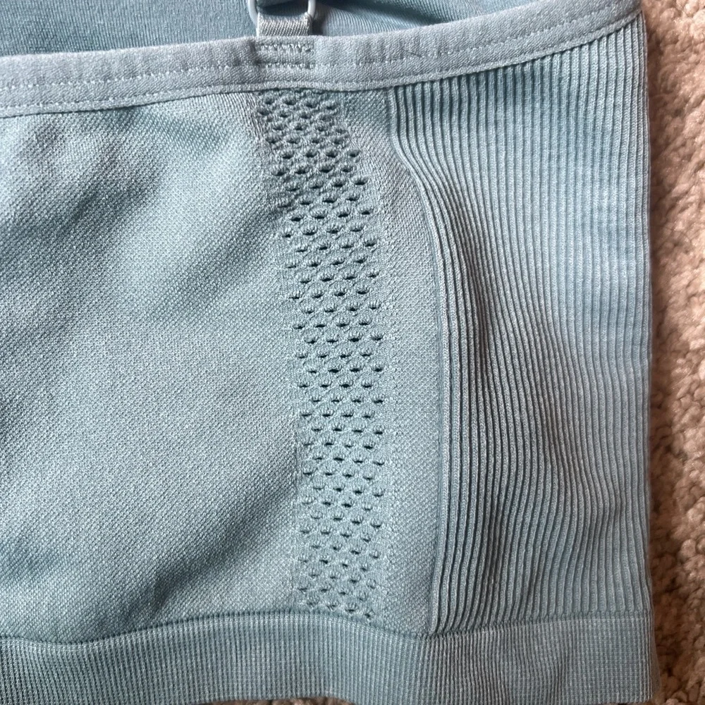 Fabletics Ribbed Bralette - Picture 3 of 7